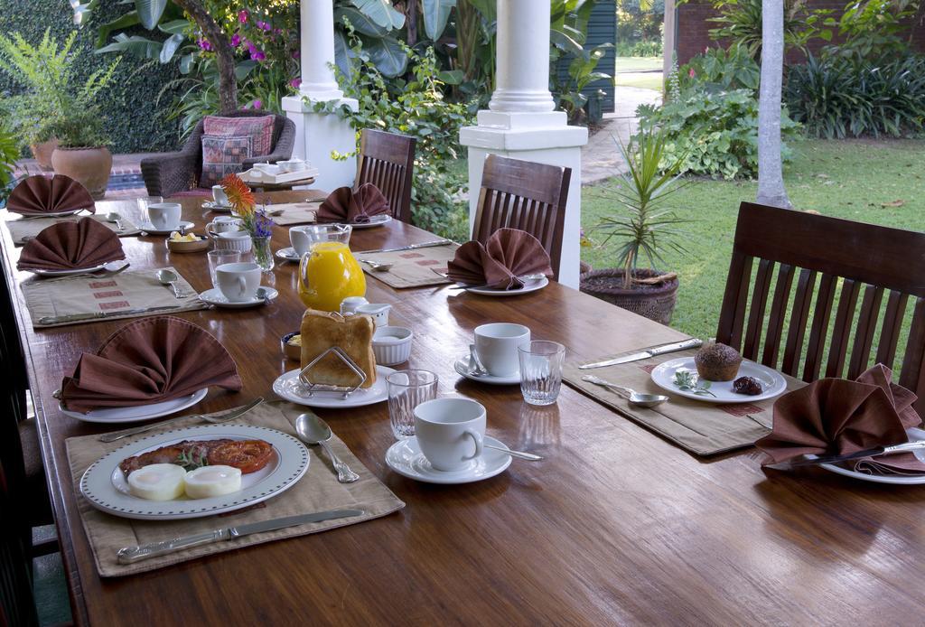 York Lodge Harare Extérieur photo