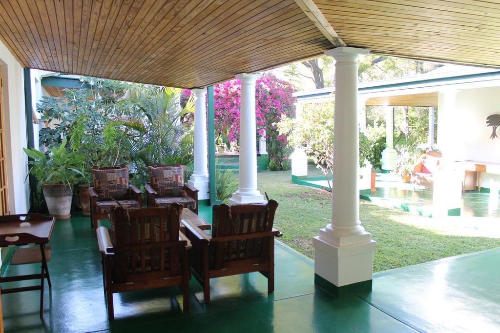 York Lodge Harare Extérieur photo